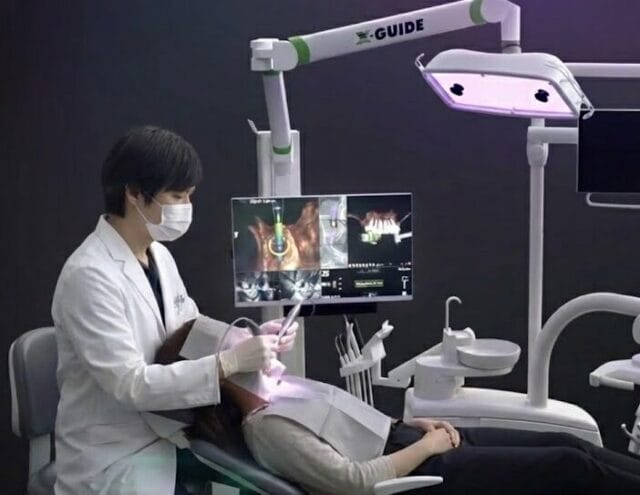 ガイドを使用したインプラント治療