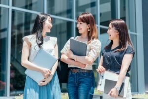大学生くらい